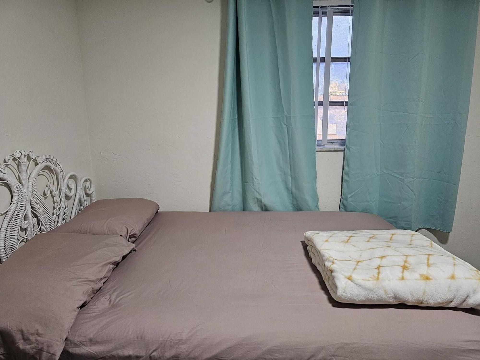 פומפנו ביץ' Room In Apartment - The Sample Rd Retreats מראה חיצוני תמונה